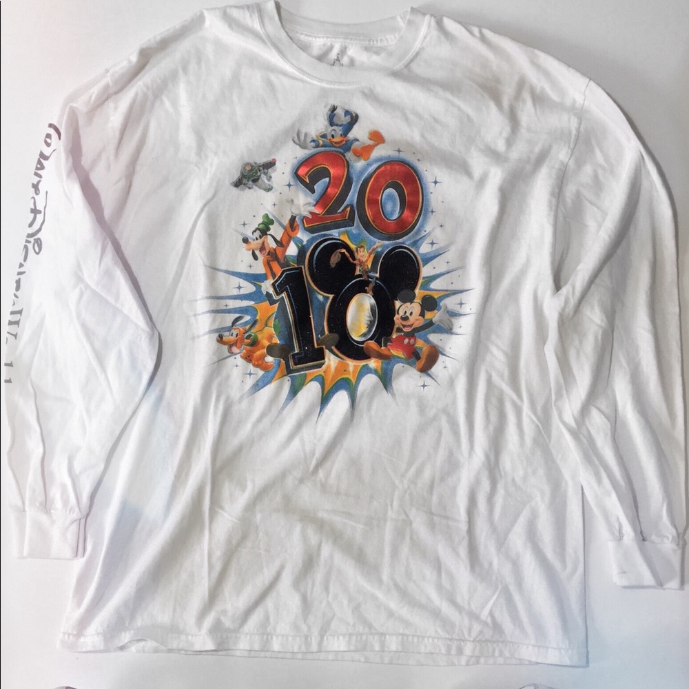 ❌SOLD❌Walt Disney Men's Long Sleeve T-Shirt